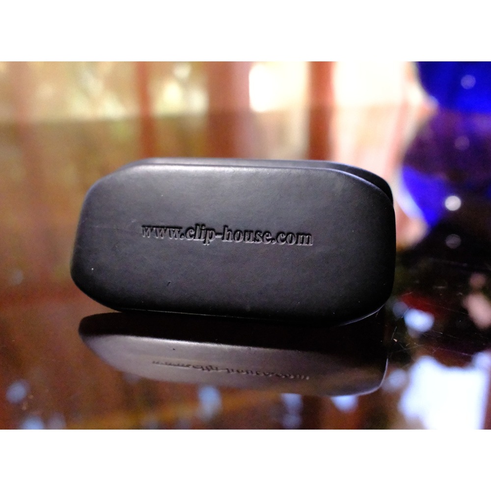 Clip House Black Hard Shell Eyewear Case Clamshell Glasses Protector